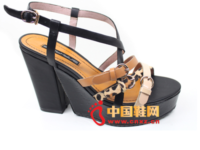 丝迪芬妮时尚女鞋 2012黑色高防水台粗跟双系